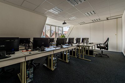 Seminar- und IT-Schulungsräume in Stuttgart * PC-COLLEGE